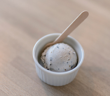 祝黒豆アイスクリームの写真